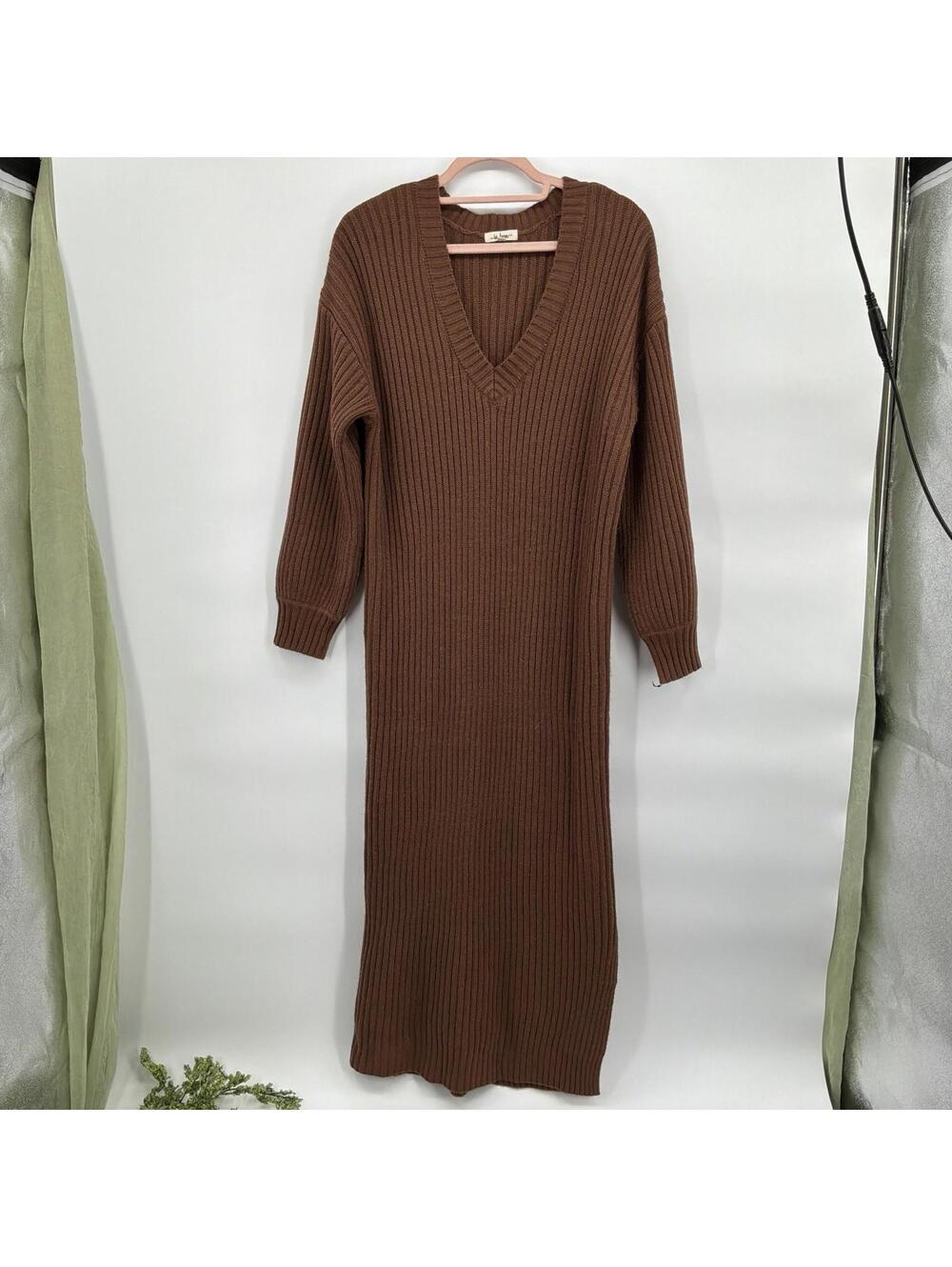 In Loom Brown Sweater Dress Side Slit Size L Long Sleeve V Neck